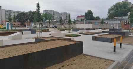 Wrocław. "Zielony punkt" na Szczepinie wcale nie taki zielony. Inwestycja rozczarowała mieszkańców