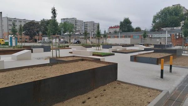 Wrocław. „Zielony punkt” na Szczepinie wcale nie taki zielony. Inwestycja rozczarowała mieszkańców
