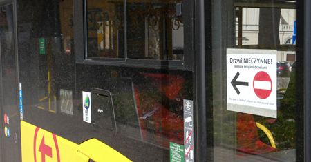Warszawa. Objazdy po wypadku autobusu na Moście Grota. Duże utrudnienia