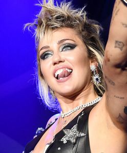 Miley Cyrus nie doleciała na koncert. W samolot uderzył piorun