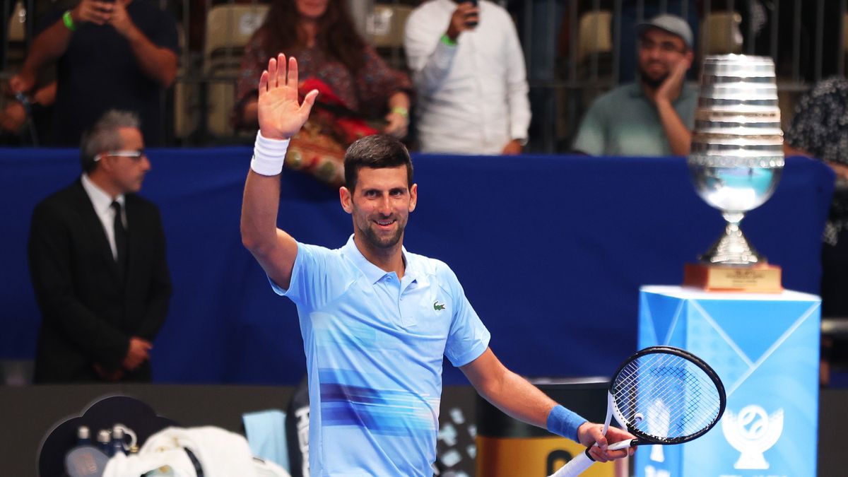 Novak Djokovic of Serbia celebrates after defeating Pablo Andujar of Spain in their second round match of the Tel Aviv Watergen Open tennis tournament in Tel Aviv, Israel, 29 September 2022. EPA/ABIR SULTAN Dostawca: PAP/EPA.