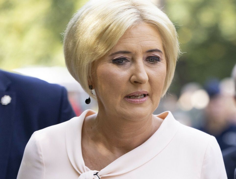 Odjęła sobie kilka lat. Zobaczcie, jak się ubrała