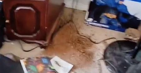 Zadzwoniła na policję i złożyła donos na nastoletniego syna. "Musiałam zrobić coś, czego żadna matka nie chciałaby zrobić"