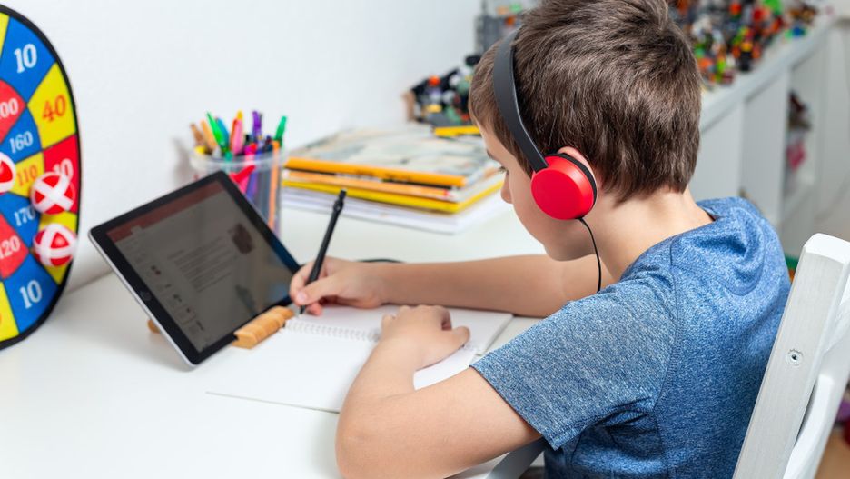 Nauka bez szkoły. Plusy i minusy edukacji domowej