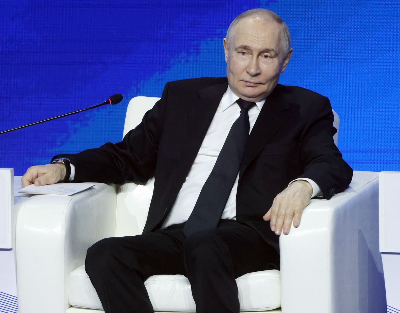 EU to ban Russian gas imports by 2027 amid supply shift