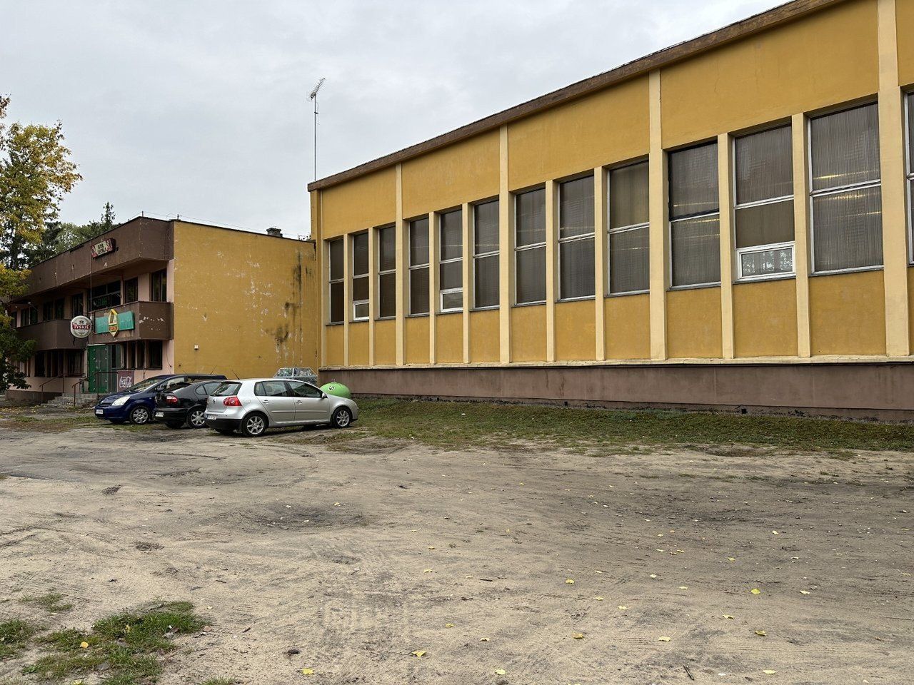 Nowa hala sportowa i trybuna na stadionie w Tomaszowie coraz bliżej