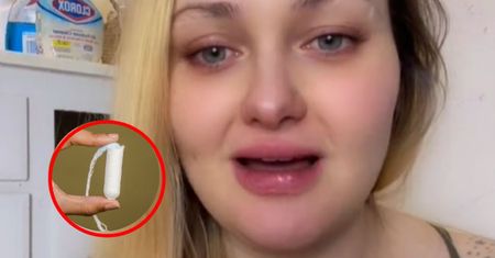 Striptizerka zapomniała wyciągnąć tampon. Straszne, co później się stało