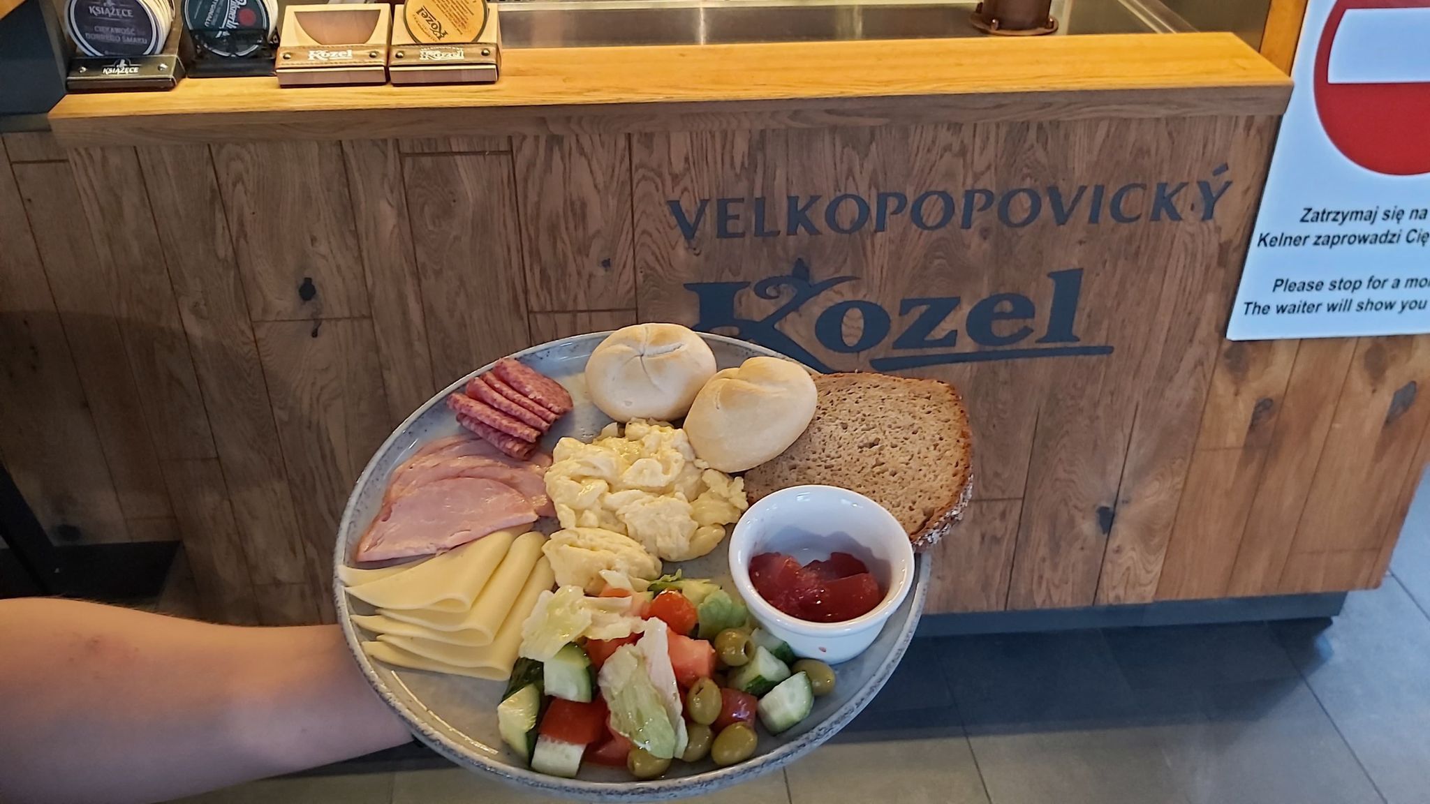 Śniadanie w hotelu Fama Residence
