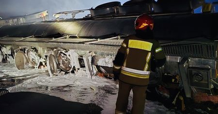 Wypadek na Podlasiu. Przewróciła się cysterna z alkoholem