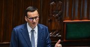 To zdjęcie niesie się po sieci. Mały Morawiecki ze swoimi dziadkami