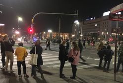 Warszawa. Strajk Kobiet. Marsz „pań mówiących brzydkie słowa”