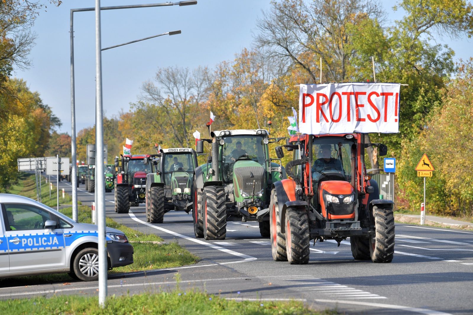 Protest. Rolnicy blokują drogi w całej Polsce. O co chodzi?