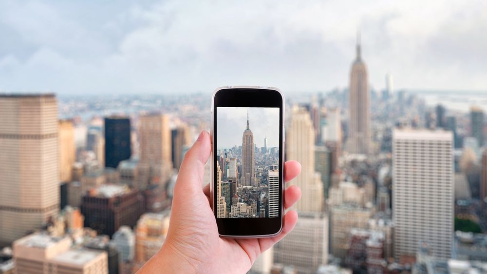 Aparat Cardboard to darmowa aplikacja Google'a, która zamieni Twój telefon w aparat VR. Jest świetna! 1