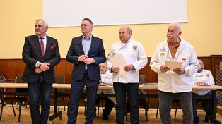 Poznań: To oni mogą sprzedawać rogale świętomarcińskie. Wytwórcy z certyfikatami