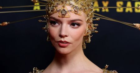 Nagą sukienką zrobiła furorę. "Furiosa" zwróciła na siebie uwagę jak zawsze