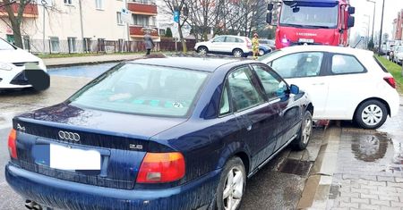 Nieustąpienie pierwszeństwa przejazdu przyczyną kolizji na skrzyżowaniu