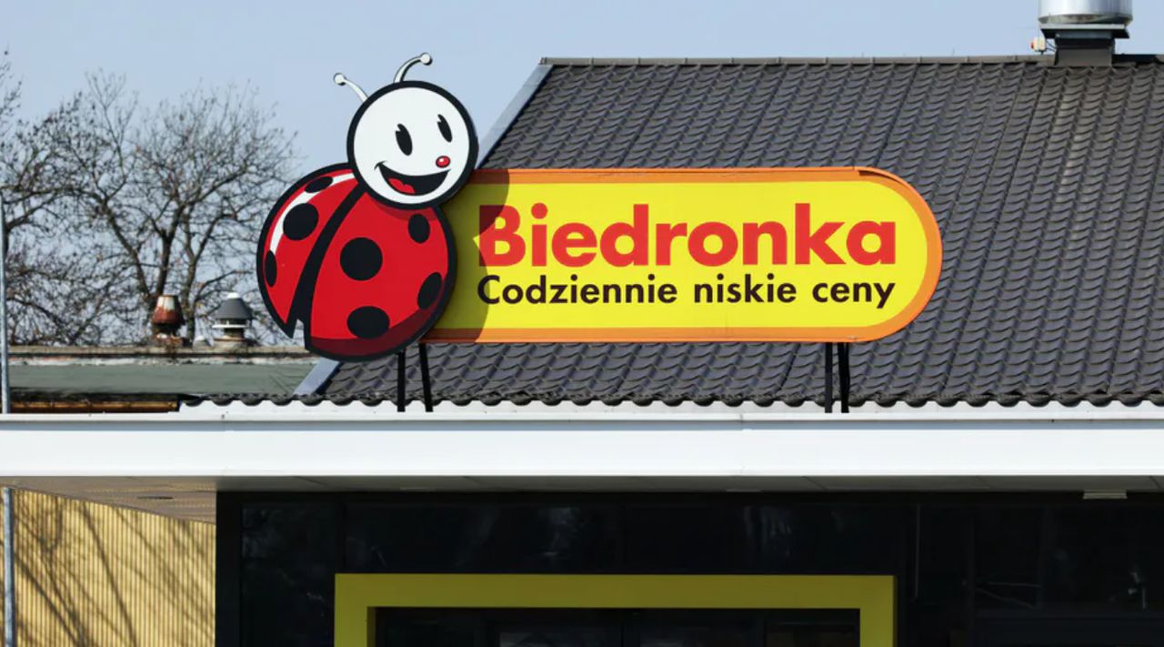 Początek 15 maja. Biedronka ogłasza limity. 12 sztuk na kartę