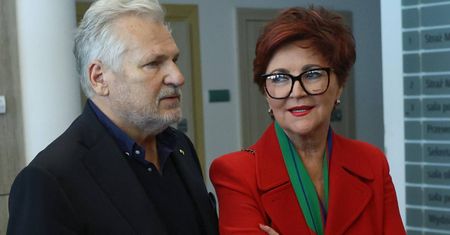 Kwaśniewscy wyjechali do USA. Amerykański milioner pokazał wspólne zdjęcie