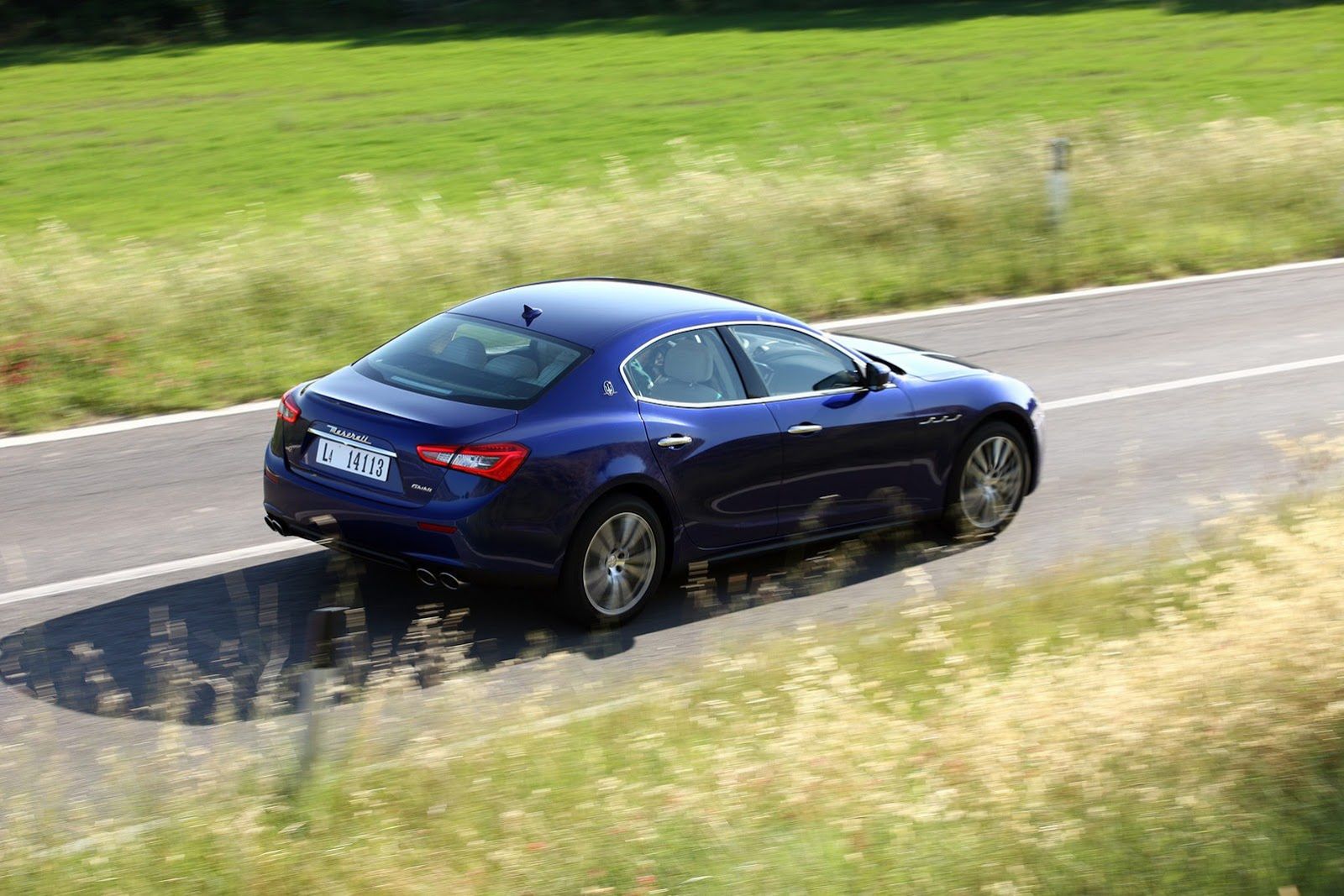 2014 Maserati Ghibli - Włosi wiedzą, co to piękno [galeria] 157