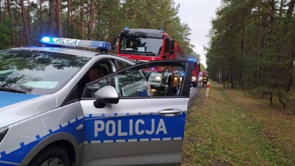 17-latek podróżował w bagażniku