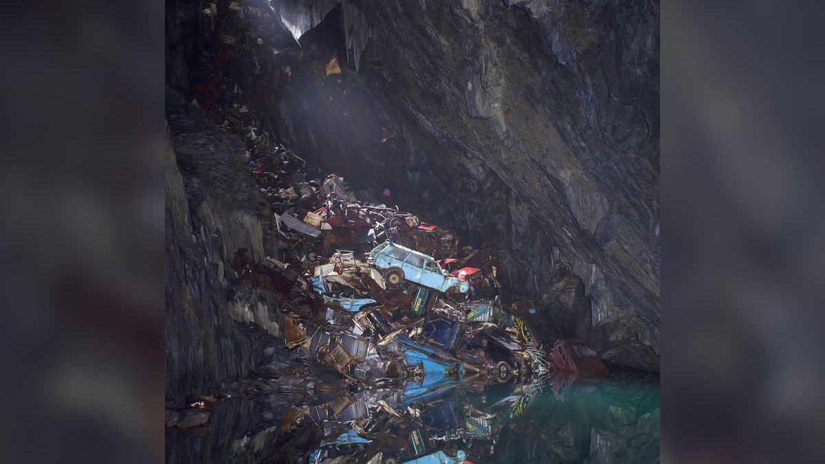 Podziemne złomowisko, o którym nie miałeś pojęcia, wygląda jak obraz 1