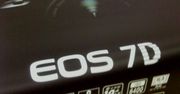 Canon EOS 7D puka do drzwi