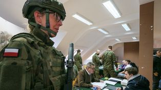 Przyjdą listy z urzędów. Wojsko wezwie 245 tysięcy osób