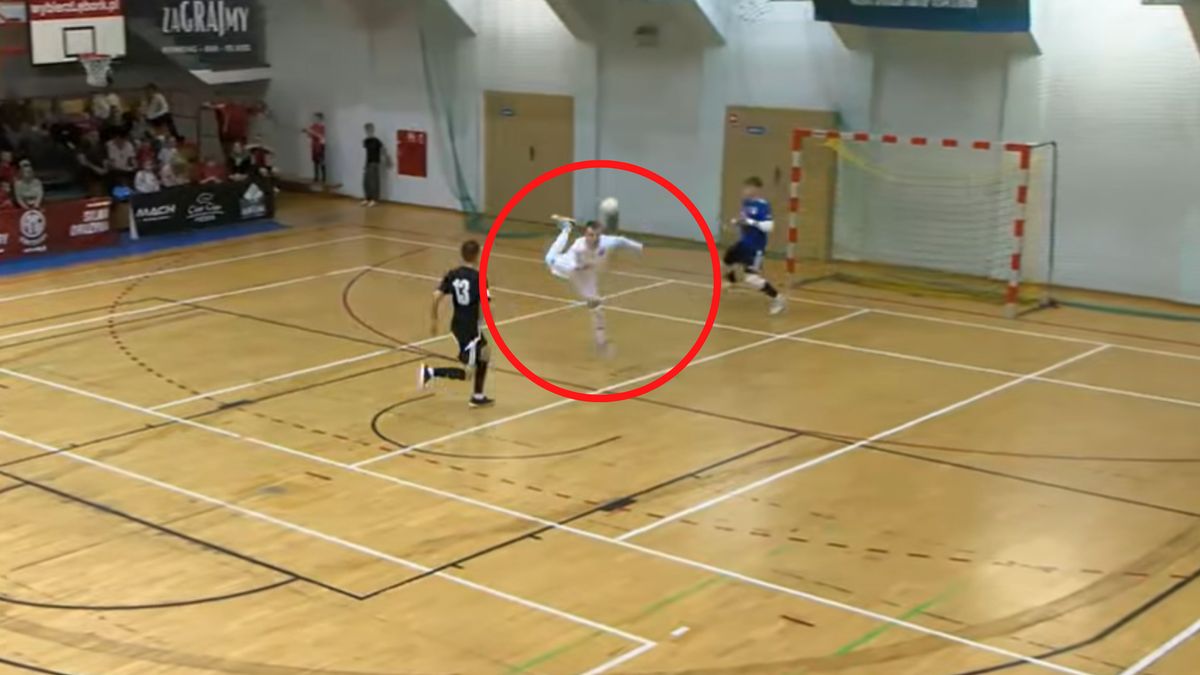 Niesamowity gol w 1. Polskiej Lidze Futsalu.