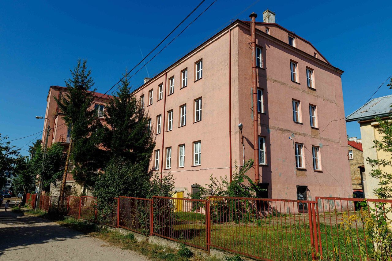 Białystok: Co dalej z "braciszkami"? Zabytek z Bojar pójdzie na sprzedaż