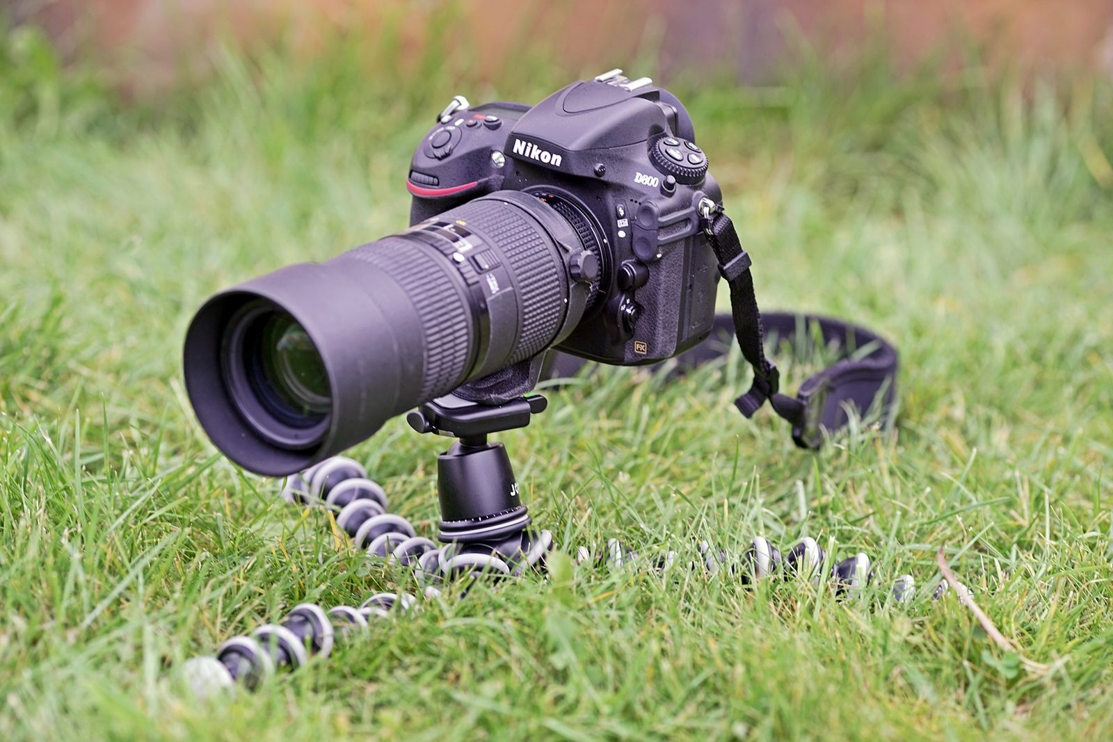 Joby Gorillapod SLR-Zoom czyli małpa trzymająca lustrzankę z zoomem 13