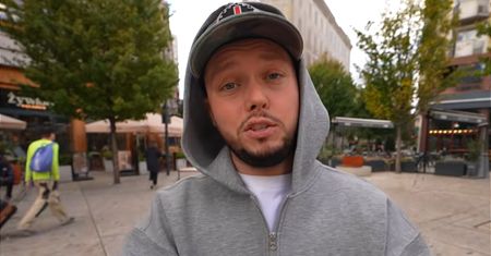 Książulo wyprzedał cały nakład pizzy, ale traci widzów. Zabrał głos: "Nie ma co zamiatać sprawy pod dywan"