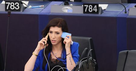 Mówi o niej cała Europa. Kim jest mąż Zajączkowskiej-Hernik?