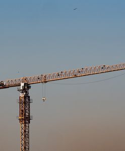 Śmiertelny wypadek na budowie we Wrocławiu. Mężczyzna spadł z żurawia