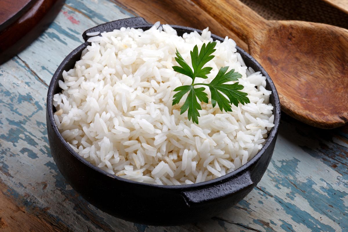 Dodaj ryż i odkryj smak sałatki jarzynowej zupełnie na nowo