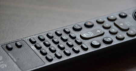 Poczta Polska ściąga zaległy abonament. Minister Sasin zaapelował o wstrzymanie działań