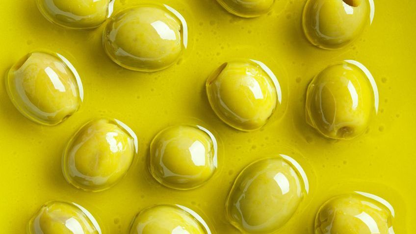 Oliwa z oliwek pomaga na ból pleców 