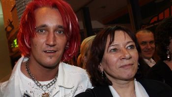 Michał Wiśniewski wybaczył matce i postawił jej ultimatum. Dopiero wtedy przestała pić. "Poświęciła alkohol dla rodziny"