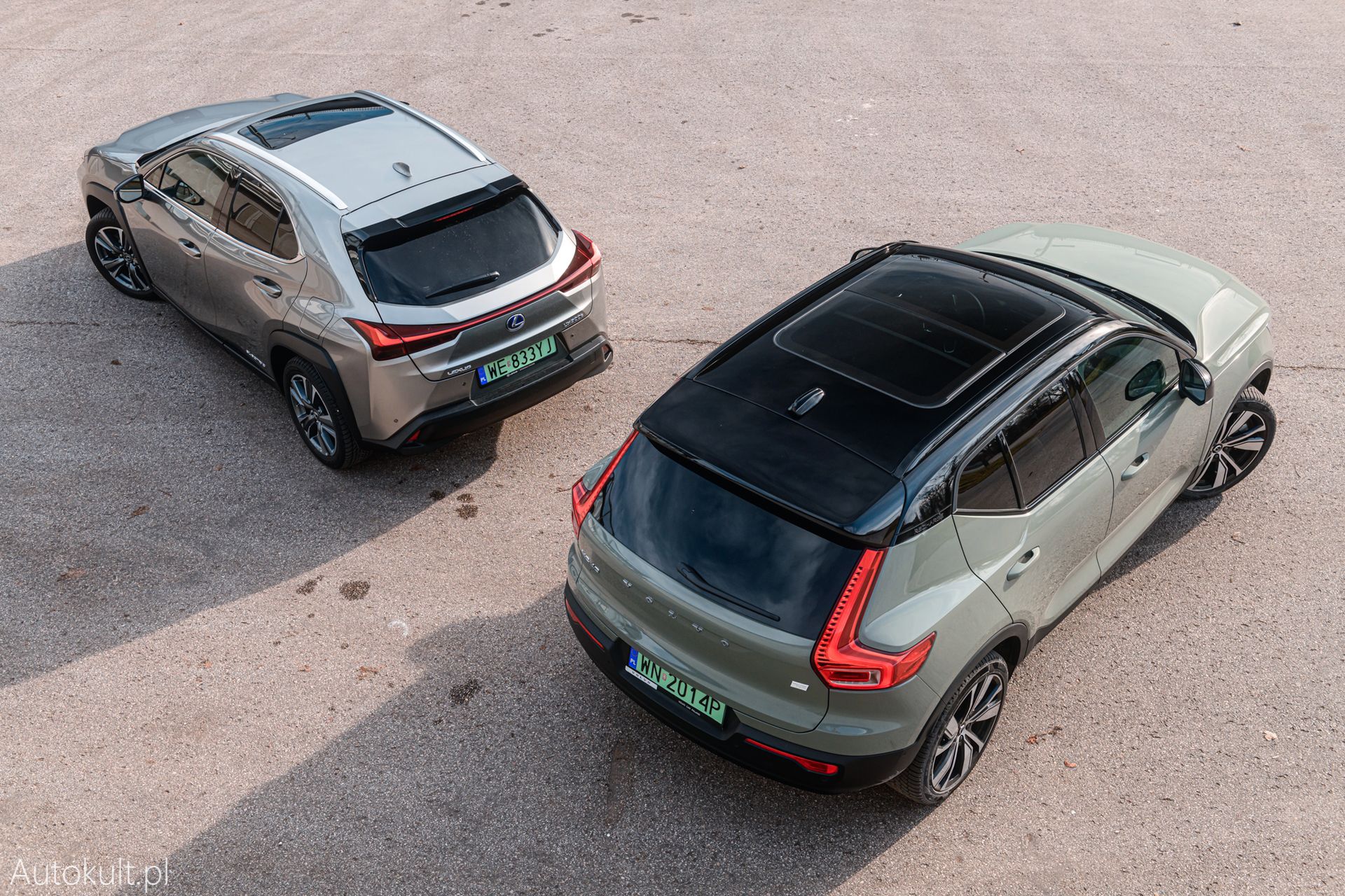 Volvo XC40 P8 Recharge (2022) vs Lexus UX 300e (2022)