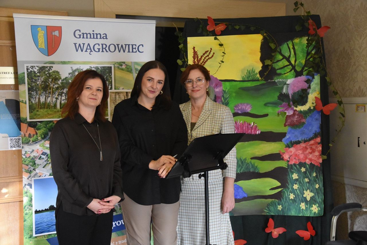 Wągrowiec: Nadali szkole nowy sztandar