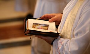 Za to grozi ekskomunika. Kościół stawia sprawę jasno