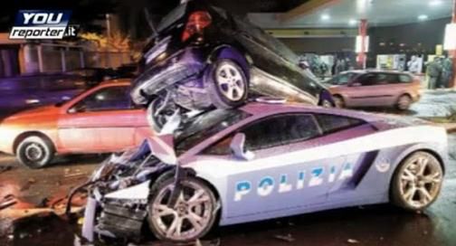 Lamborghini-Polizia-Crash