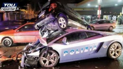 Lamborghini-Polizia-Crash
