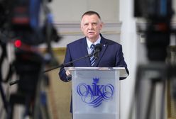 NIK zawiadamia prokuraturę ws. byłego premiera i byłej minister finansów