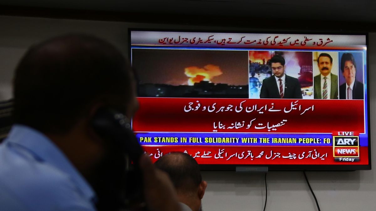 Pakistan Stock Exchange
REHAN KHAN
epaselect