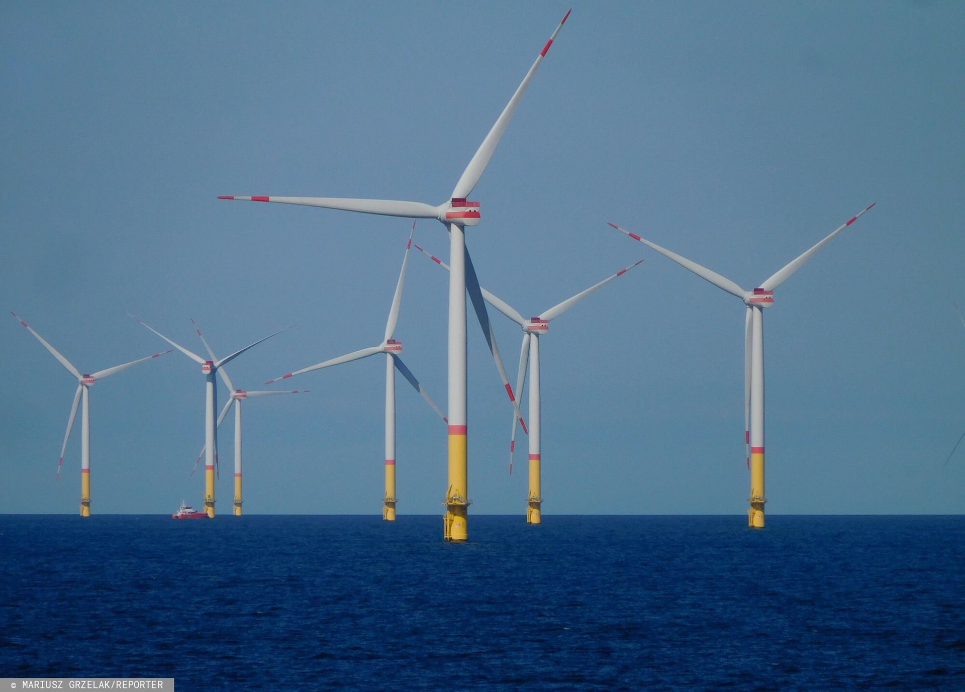 Nowa fabryka morskich wież wiatrowych w Polsce