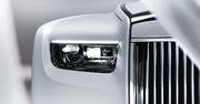 Rolls-Royce Phantom przeszedł lifting. Teraz ma podświetlany grill i kontrowersyjne felgi