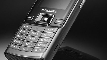 Samsung D780 z podwójnym wejściem na karty SIM 1