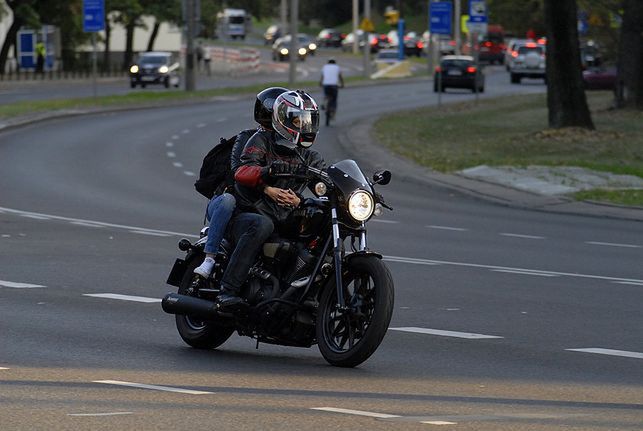 Wrocław. Motocyklista uciekał przed policją. Teraz grozi mu do 5 lat więzienia