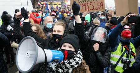 Aborcja. Terlecki: "orzeczenie TK zostanie opublikowane". Podał datę