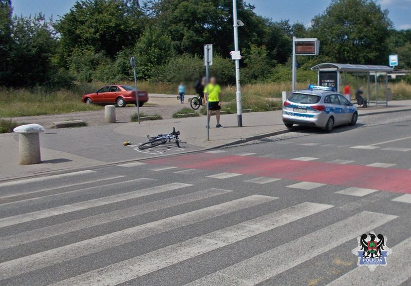 Wałbrzych. 85-latek potrącony przez samochód. Jechał ścieżką rowerową